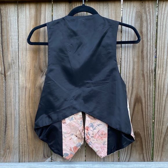 Vintage Notations Pink Floral Vest - Picture 4 of 6